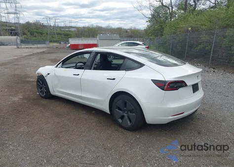 2022 Tesla Model 3 Rear-Wheel Drive из США, поврежденный, VIN 5YJ3E1EA6NF252320